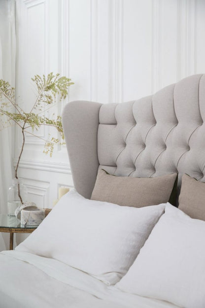 Victoria Bed