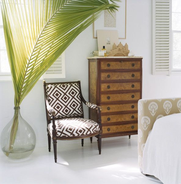 Palm fronds in the bedroom